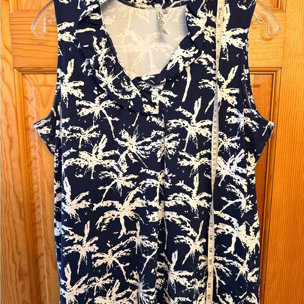 Lulu-B Navy and White Patterned Top